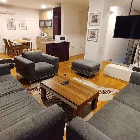 Apartment Leon