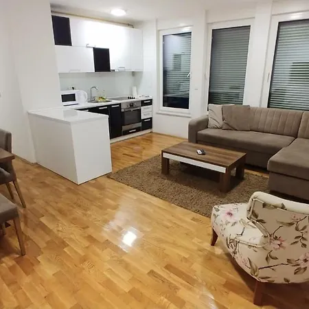 Leon Apartman